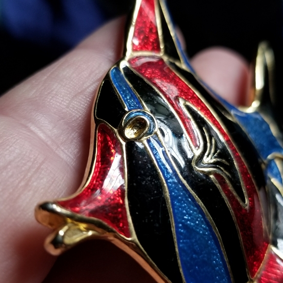 Relisted -Angel fish enamel brooch pin red blue black gold - Picture 5 of 8